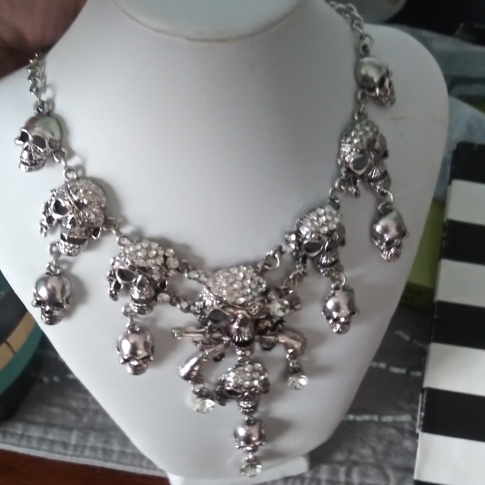 Sold!!! Betsey Johnson necklace
